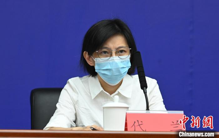 成都市經(jīng)信局總工程師代蘭。　安源 攝