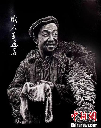 “90后”在酒泉：鍥而不舍，鐵筆生花，他只拿作品說(shuō)話