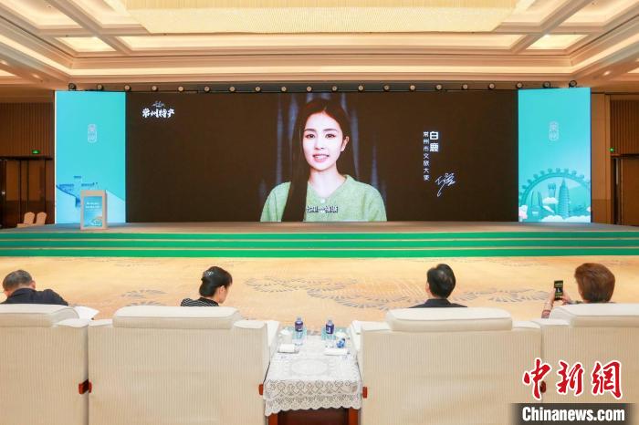 常州籍演員白鹿擔綱常州文旅大使，為家鄉(xiāng)傾情打CALL?！√凭?攝