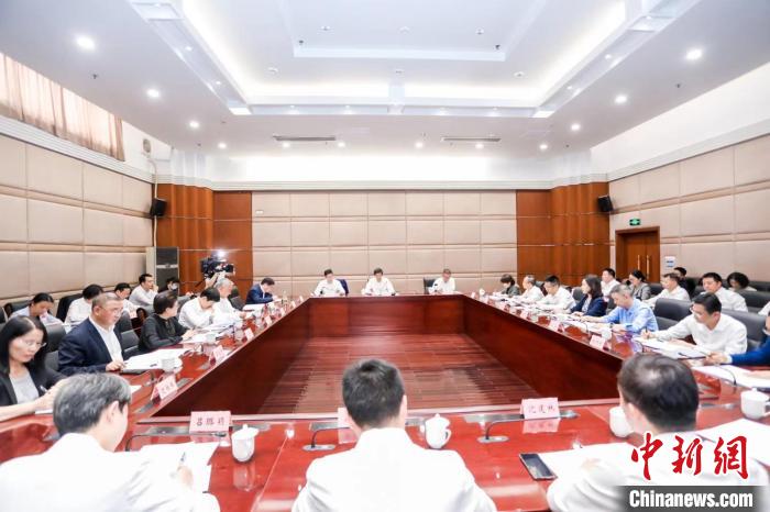 浙江召開統(tǒng)一戰(zhàn)線“凝心鑄魂強根基、團結奮進新征程”主題教育動員會