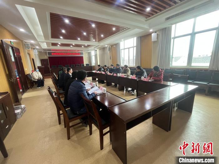 寧波大學東海研究院召開相關(guān)工作會議。(資料圖) 寧波大學東海研究院供圖