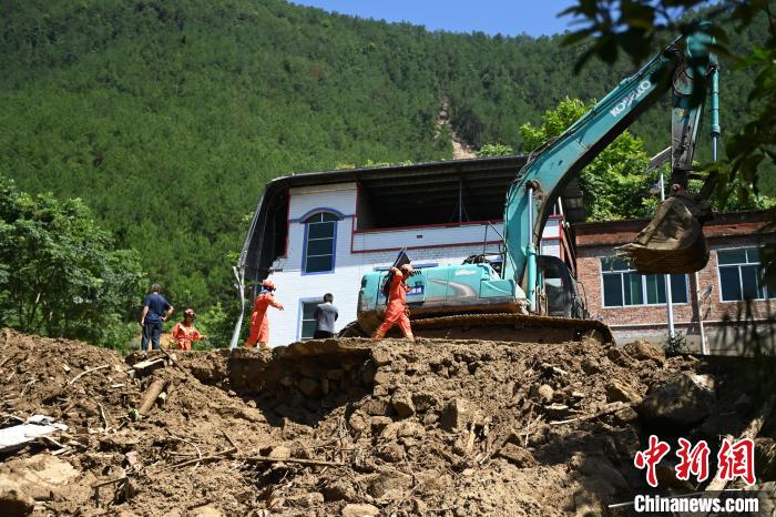 重慶19個(gè)區(qū)縣310個(gè)鄉(xiāng)鎮(zhèn)（街道）遭受洪澇、地質(zhì)災(zāi)害