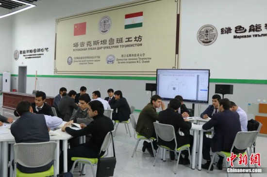 2023年4月，位于杜尚別的塔吉克斯坦魯班工坊課堂。張碩 攝