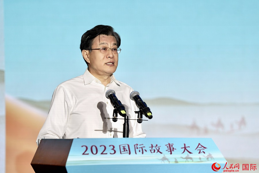 中國人民對外友好協(xié)會副會長李?？罗o。人民網(wǎng) 盧鵬宇攝