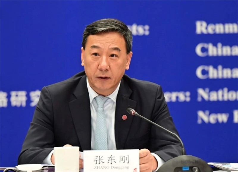 中國人民大學(xué)黨委書記、國家發(fā)展與戰(zhàn)略研究院理事長張東剛作論壇開幕致辭。主辦方供圖