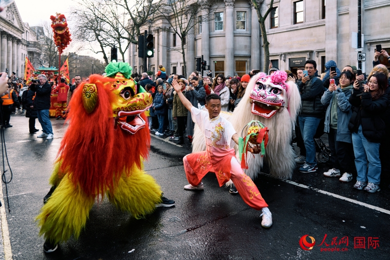 倫敦新春慶典現(xiàn)場(chǎng)。人民網(wǎng) 郭錦標(biāo)、楊浩鵬攝