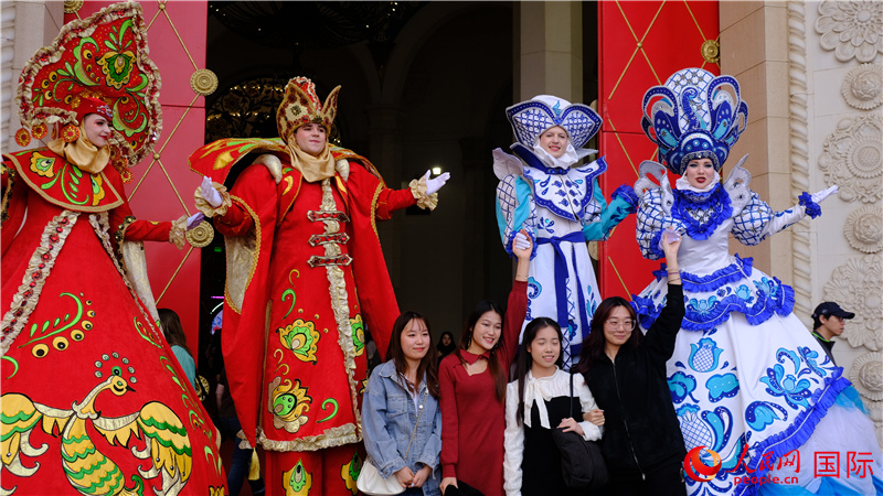 北京展覽館舉辦首屆俄羅斯“謝肉節(jié)”慶?；顒?。人民網(wǎng) 褚夢琦攝