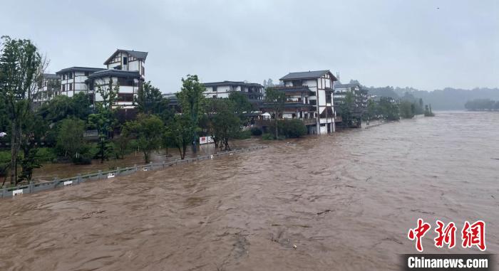 四川暴雨、山洪、地質(zhì)災(zāi)害氣象風(fēng)險預(yù)警齊發(fā)