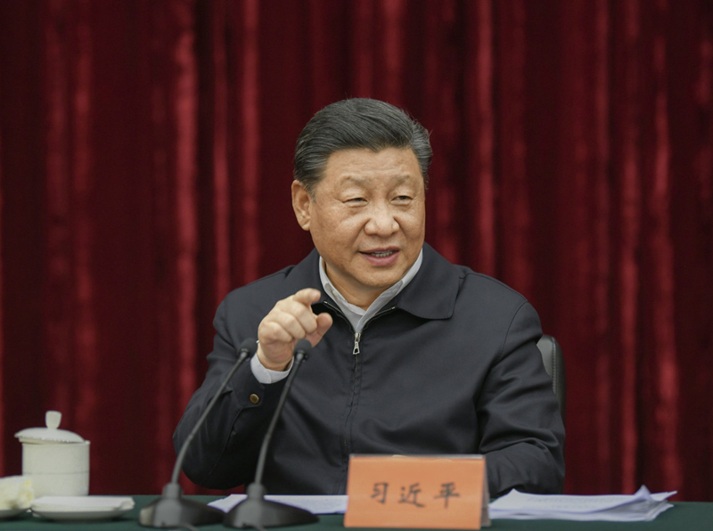 2019年4月15日至17日，中共中央總書記、國家主席、中央軍委主席習近平在重慶考察，并主持召開解決“兩不愁三保障”突出問題座談會。這是4月16日下午，習近平主持召開解決“兩不愁三保障”突出問題座談會并發(fā)表重要講話。新華社記者 謝環(huán)馳 攝