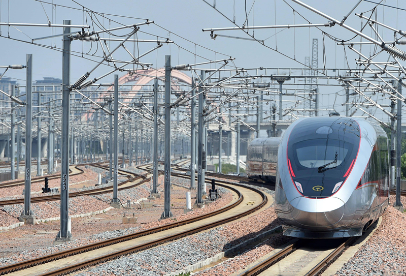 2022年6月20日，濟鄭高鐵鄭州首發(fā)G9206次列車駛出鄭州東站。