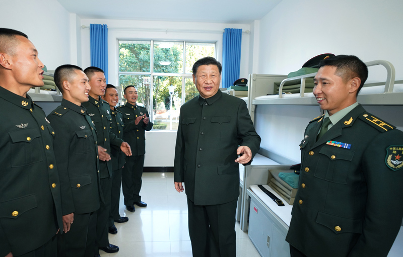 2020年1月19日，習(xí)近平主席視察駐云南部隊(duì)，深入邊防一線，看望慰問官兵。