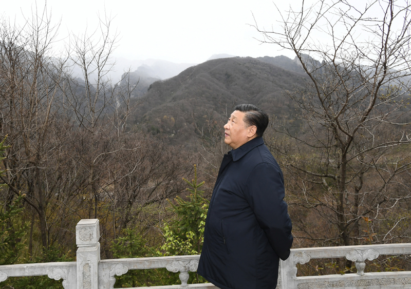2020年4月20日，習(xí)近平總書(shū)記在位于陜西柞水的秦嶺牛背梁國(guó)家級(jí)自然保護(hù)區(qū)考察秦嶺生態(tài)保護(hù)情況。