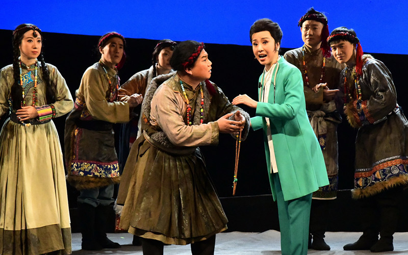 3、這是在全國地方戲演出中心所演出的評(píng)劇《藏地彩虹》劇照（唐召明2020年12月22日攝）_副本.jpg