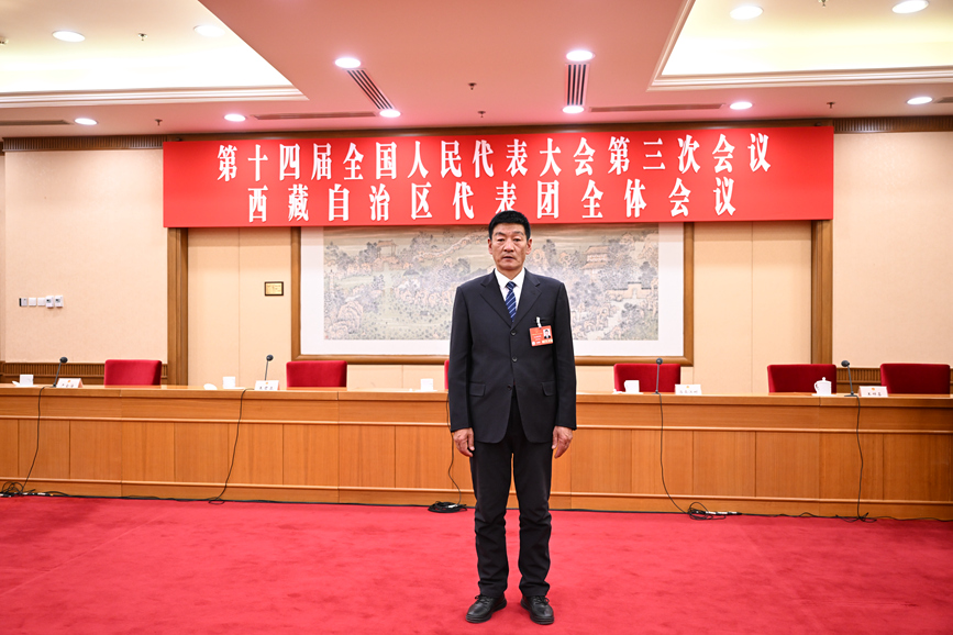 全國人大代表、國網(wǎng)拉薩供電公司城區(qū)供電服務(wù)中心帶電作業(yè)保電班副班長(zhǎng)扎西尼瑪。次吉美朵攝